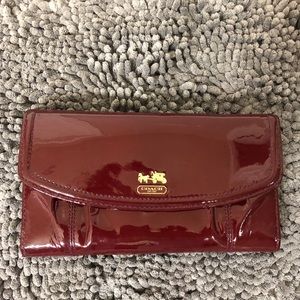 COACH | Burgundy Patent Leather Wallet